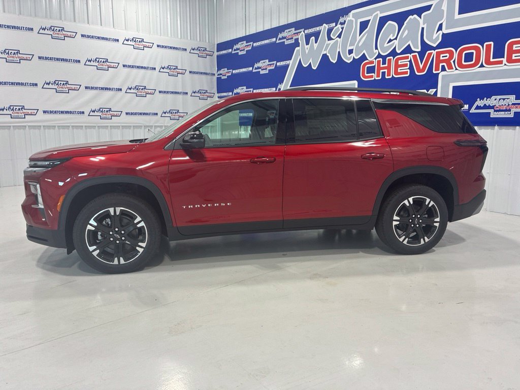 New 2027 Chevrolet Traverse LT w/ Enhanced Driving Package FWD image 3
