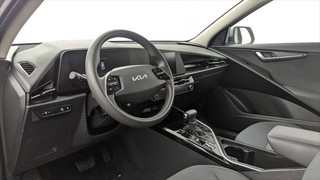 Used 2024 Kia Niro LX FWD image 24