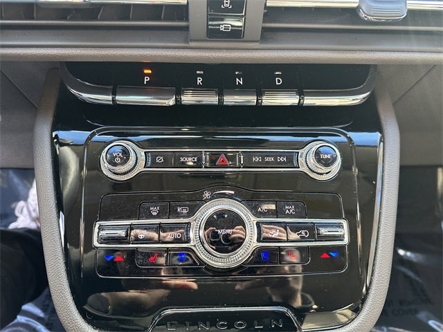 Certified 2022 Lincoln Corsair AWD w/ Equipment Group 101A image 23