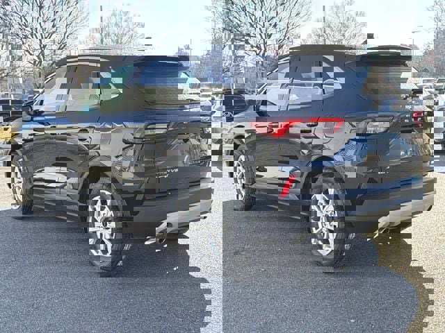 Used 2023 Ford Escape Active w/ Cold Weather Package image 10