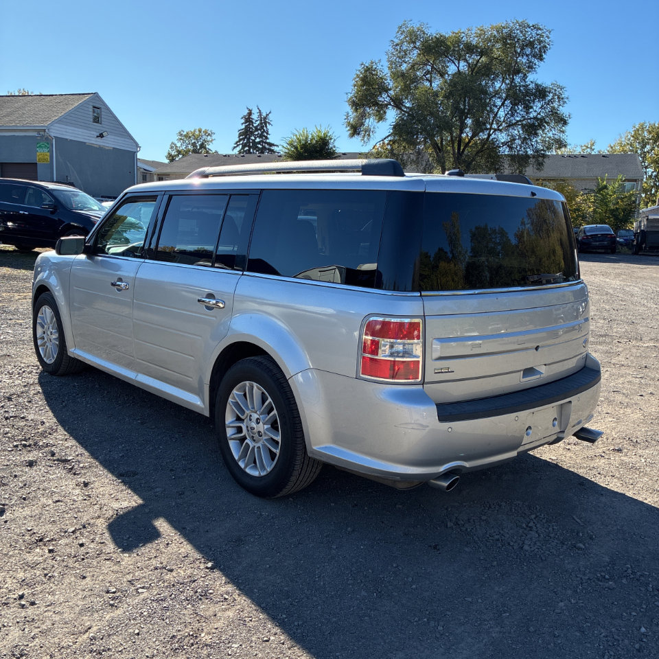 Used 2017 Ford Flex SEL w/ Equipment Group 202A image 4