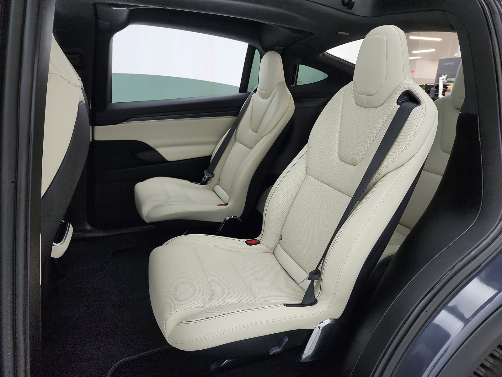 Used 2023 Tesla Model X Plaid AWD/4WD image 15