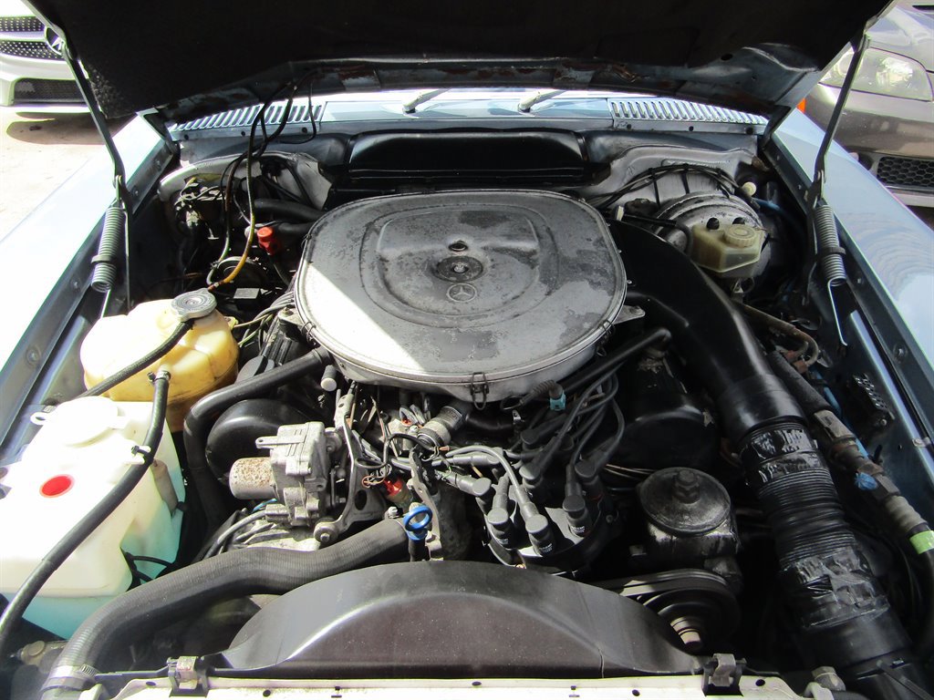 Used 1988 Mercedes-Benz 560 SL image 13