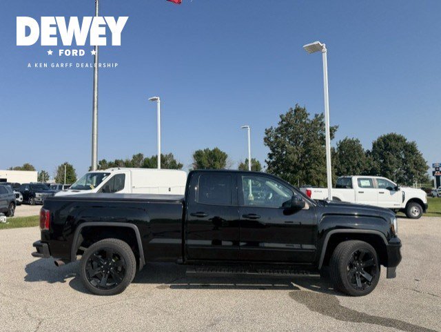 Used 2017 GMC Sierra 1500 SLT w/ All Terrain Package AWD/4WD image 9