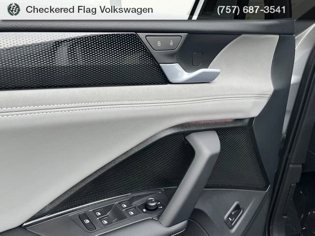 New 2026 Volkswagen Tiguan SE image 14