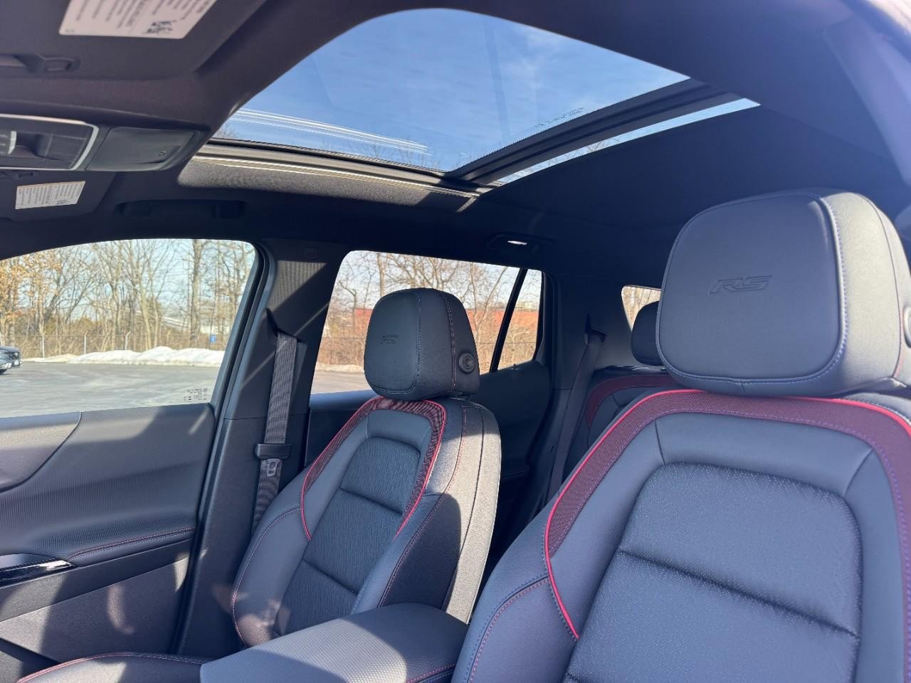 Used 2025 Chevrolet Equinox RS w/ Safety and Technology Package image 21