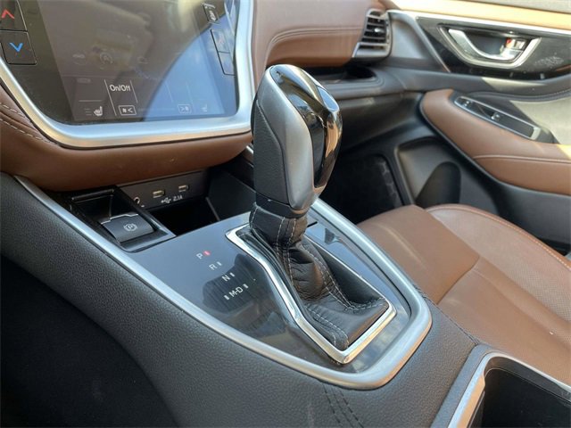 Used 2022 Subaru Outback Touring image 32
