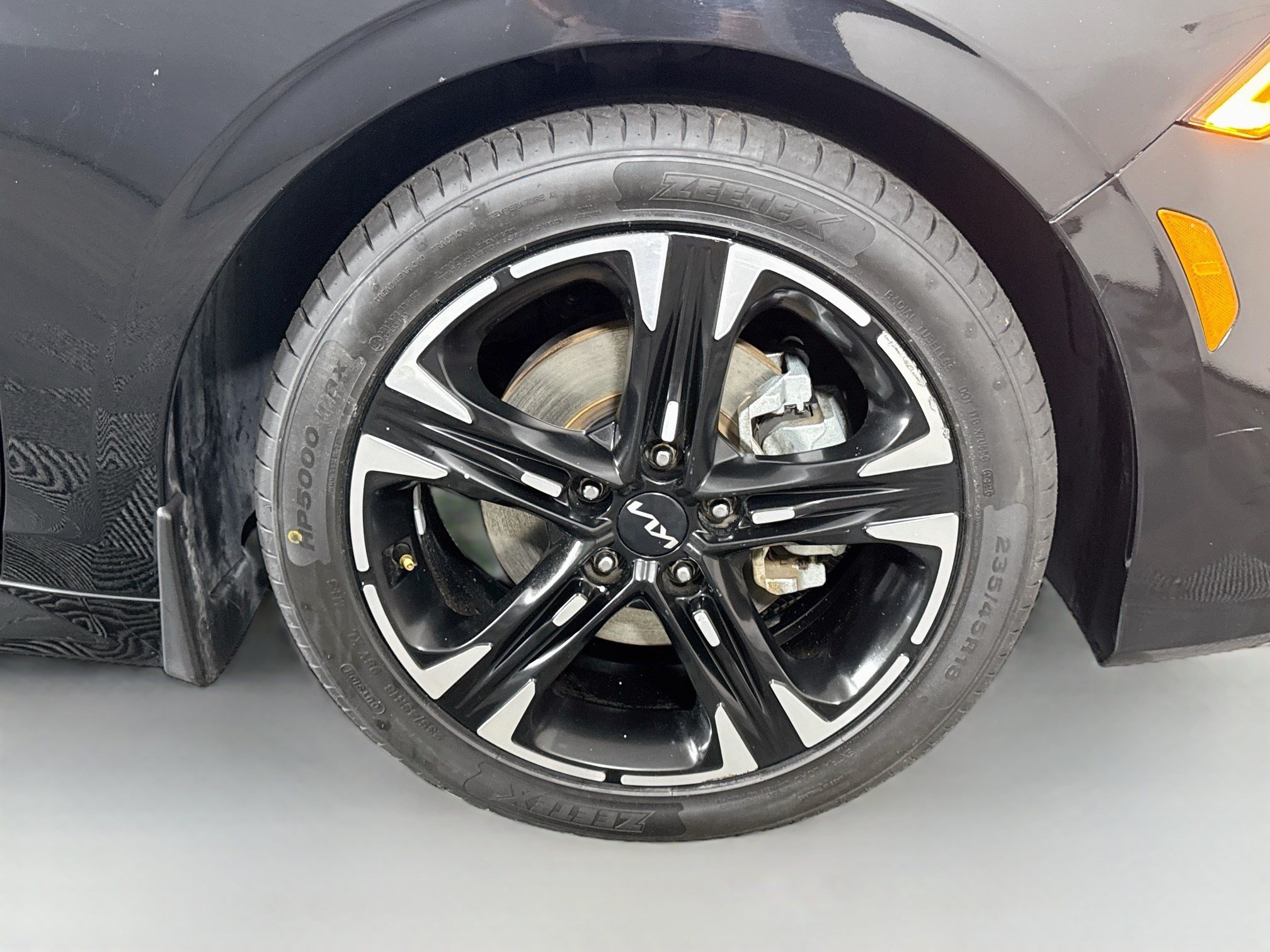 Used 2022 Kia K5 GT-Line FWD image 32