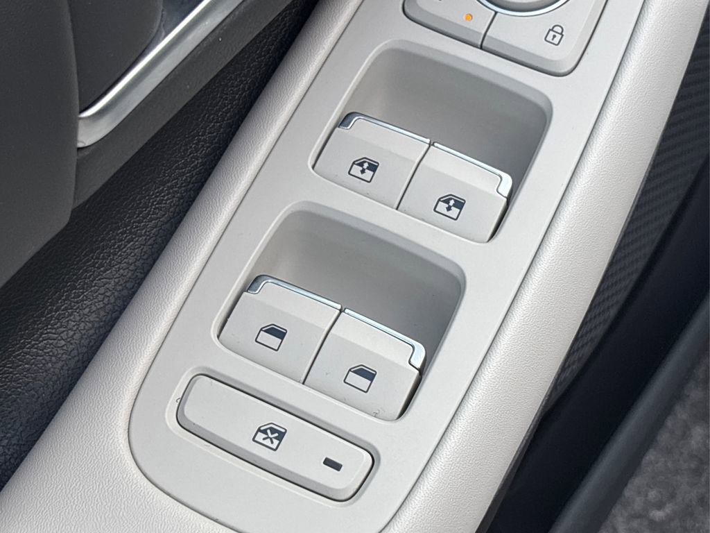 New 2025 Hyundai Sonata SEL image 29