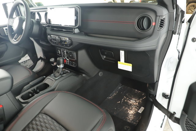 New 2026 Jeep Gladiator Rubicon w/ Technology Group image 20