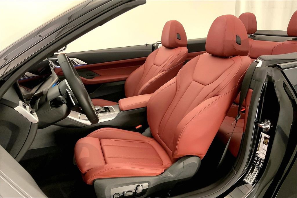 Certified 2025 BMW 440i xDrive Convertible w/ Premium Package image 13