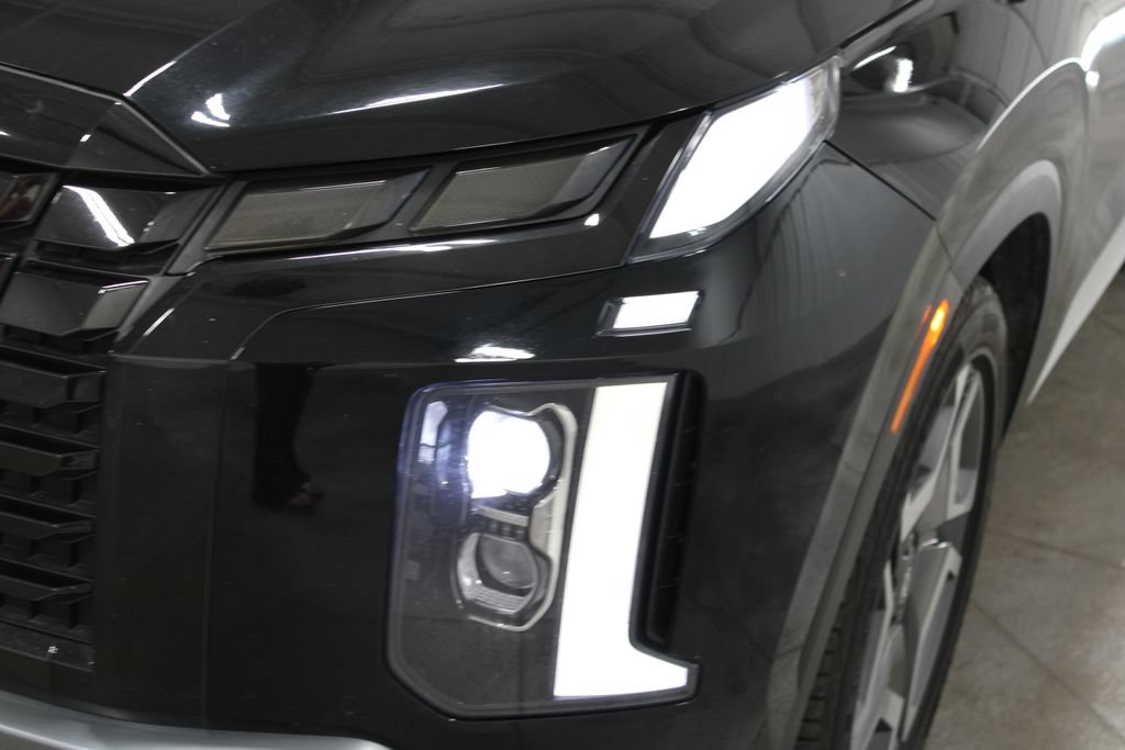 Used 2024 Hyundai Palisade SEL w/ Premium Package FWD image 13
