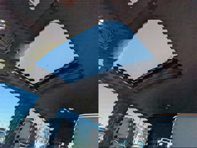 Used 2022 GMC Sierra 1500 AT4X image 25