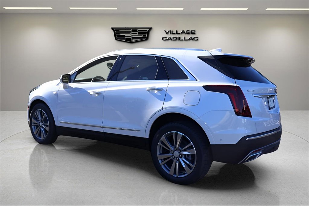New 2026 Cadillac XT5 Premium Luxury image 3