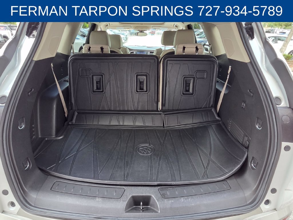 Used 2020 Buick Enclave Premium w/ Sun and Sites Package FWD image 25