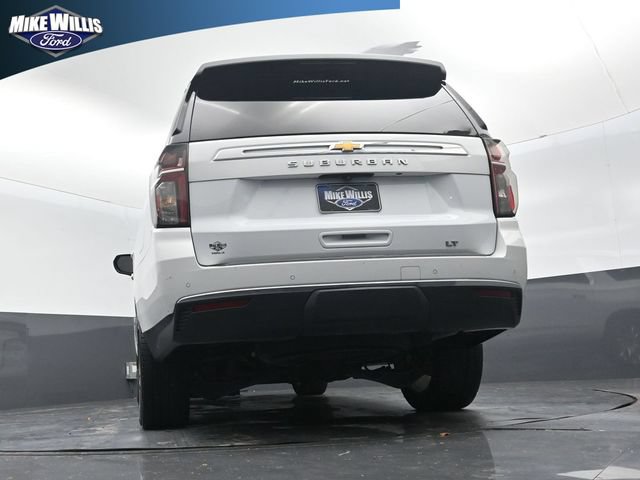 Used 2022 Chevrolet Suburban LT RWD image 22