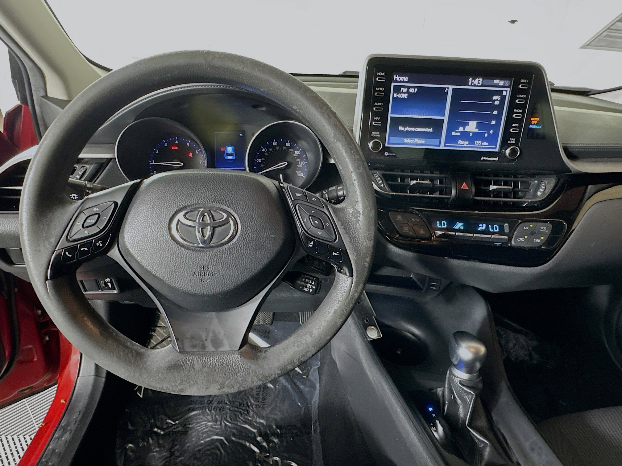 Used 2020 Toyota C-HR LE FWD image 15