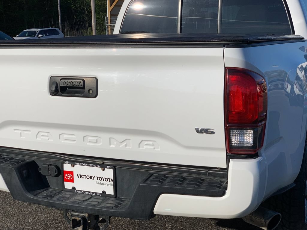 Used 2023 Toyota Tacoma SR AWD/4WD image 34