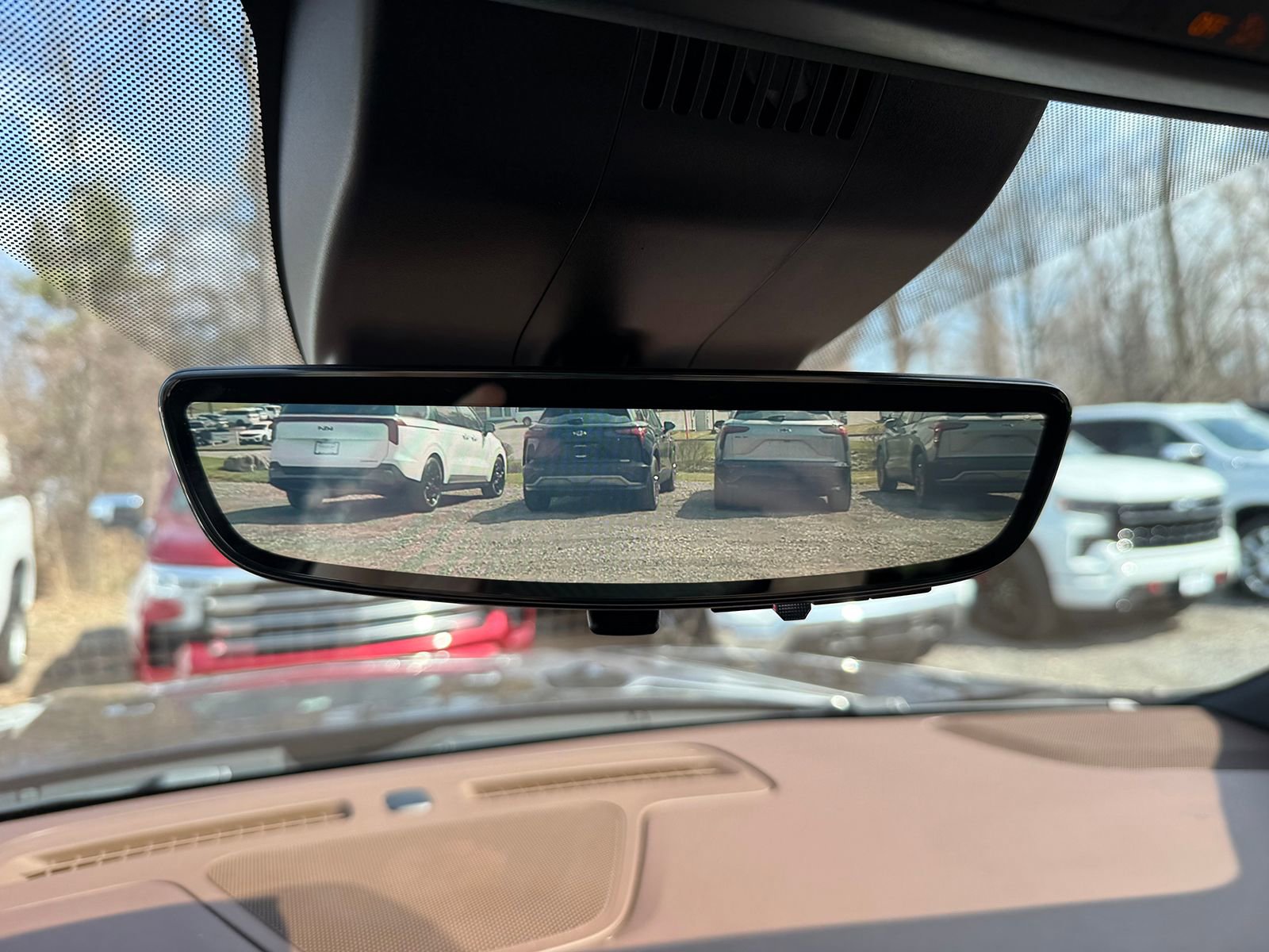 Used 2023 Chevrolet Suburban High Country image 41