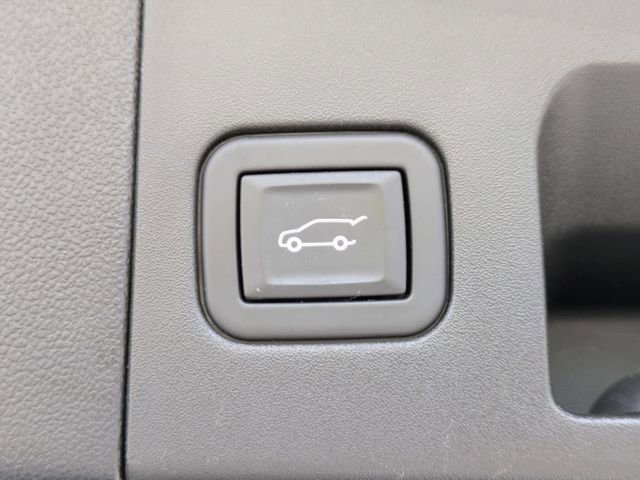 Used 2024 Cadillac XT5 Premium Luxury image 14