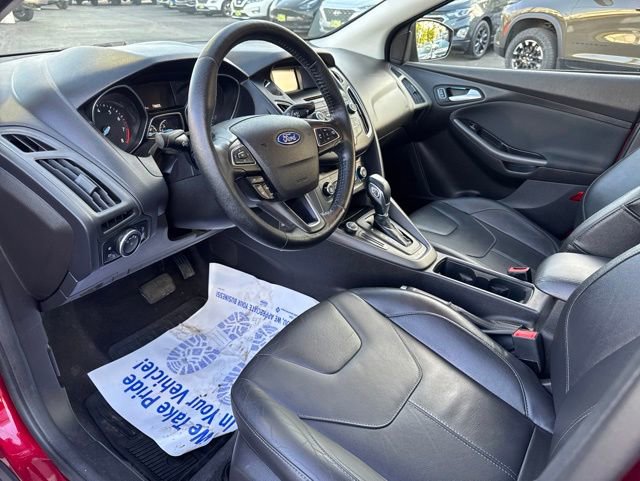 Used 2015 Ford Focus SE w/ Equipment Group 201A FWD image 7