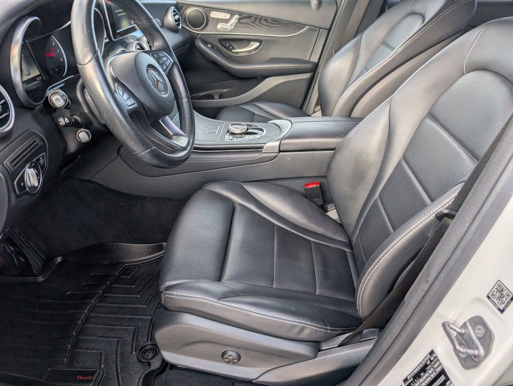 Used 2018 Mercedes-Benz GLC 300 4MATIC image 20