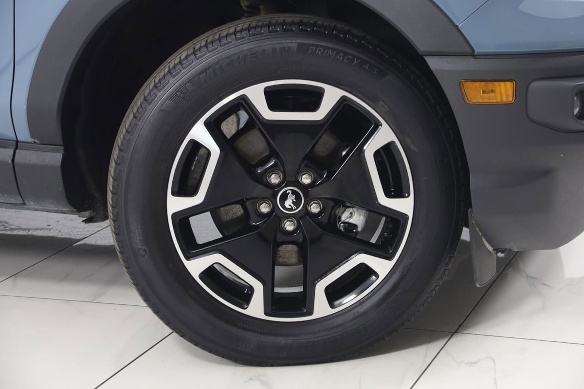 Used 2023 Ford Bronco Sport Outer Banks w/ Tech Package AWD/4WD image 13