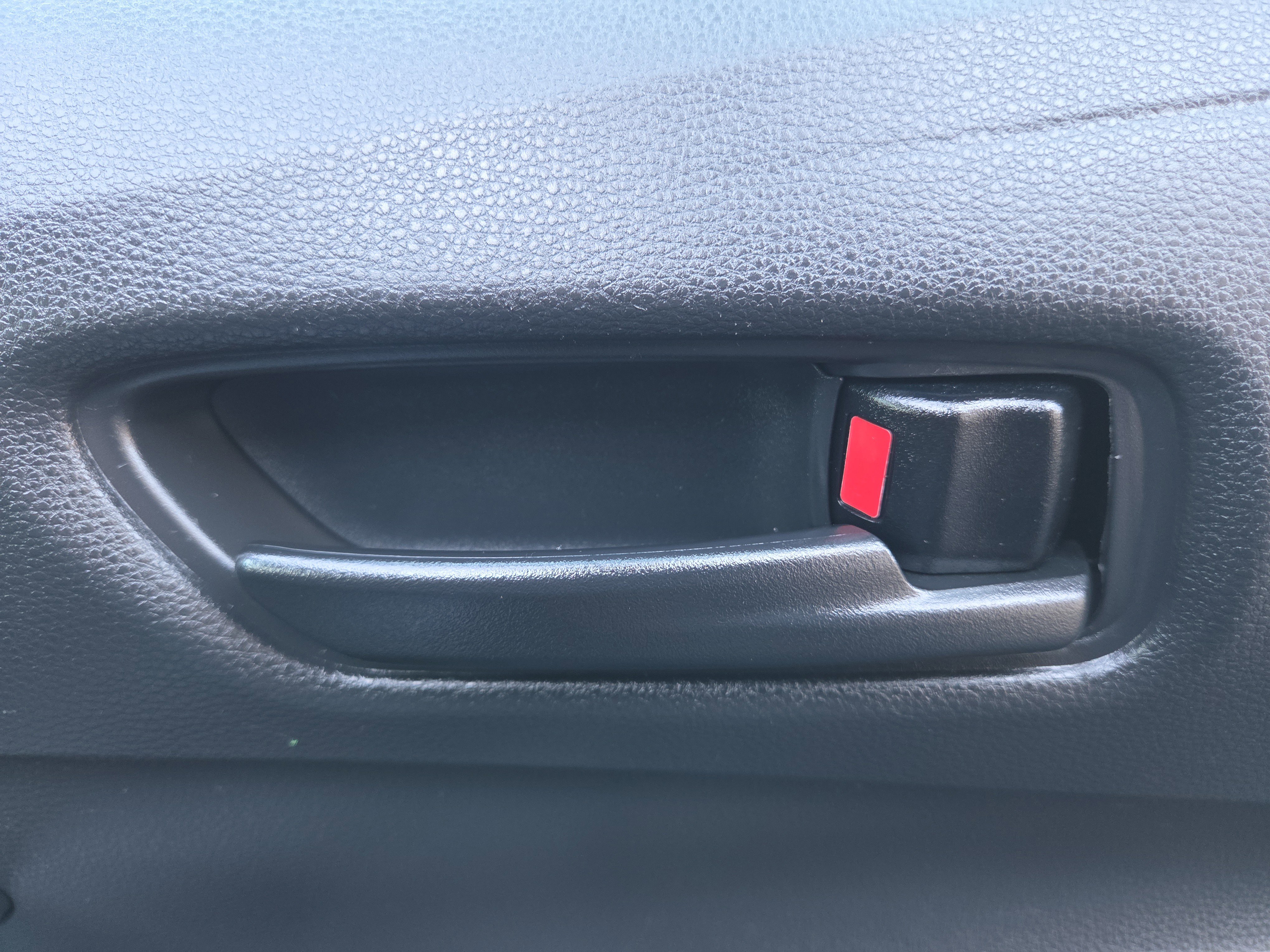 Used 2022 Toyota Corolla LE image 38