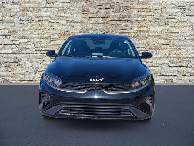 Used 2023 Kia Forte LXS image 3