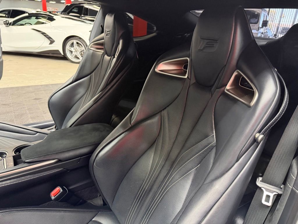 Used 2016 Lexus RC F w/ Premium Package RWD image 34