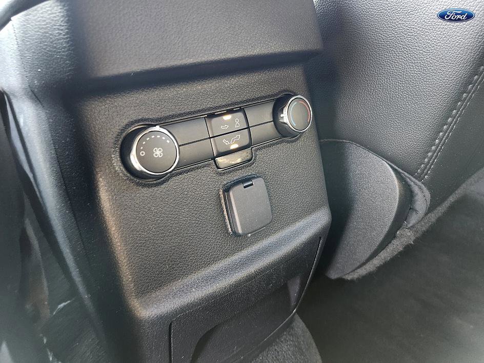 Used 2017 Ford Explorer XLT w/ Equipment Group 202A image 29