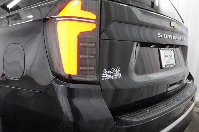 New 2026 Chevrolet Suburban Premier image 18
