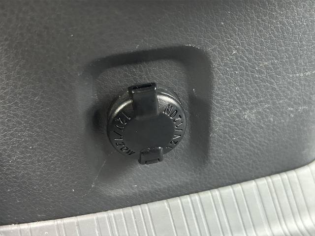 Certified 2022 Toyota Sienna XSE image 30