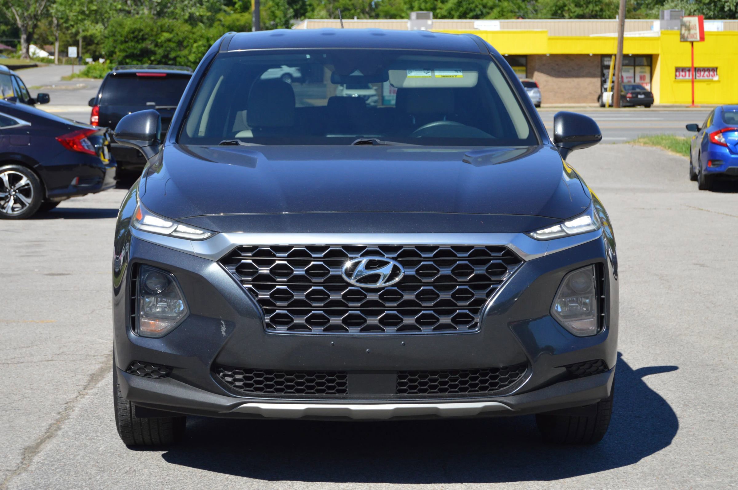 Used 2020 Hyundai Santa Fe SE AWD/4WD image 3