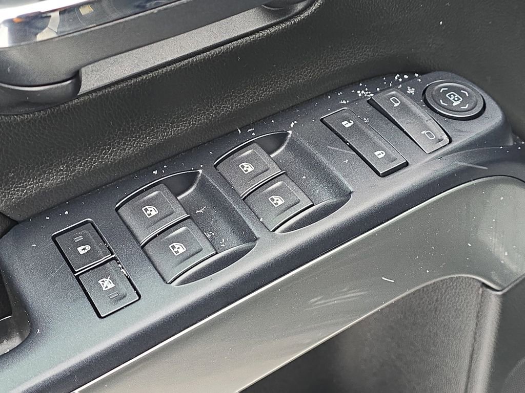 Used 2018 Chevrolet Silverado 1500 LT w/ All Star Edition image 24