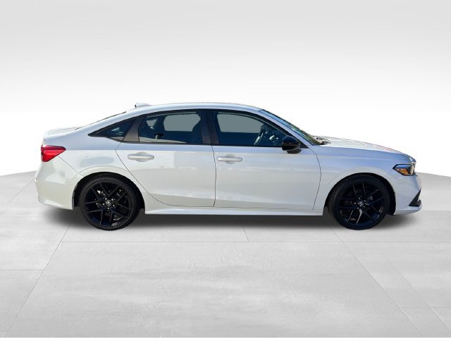 Used 2022 Honda Civic Sport image 2