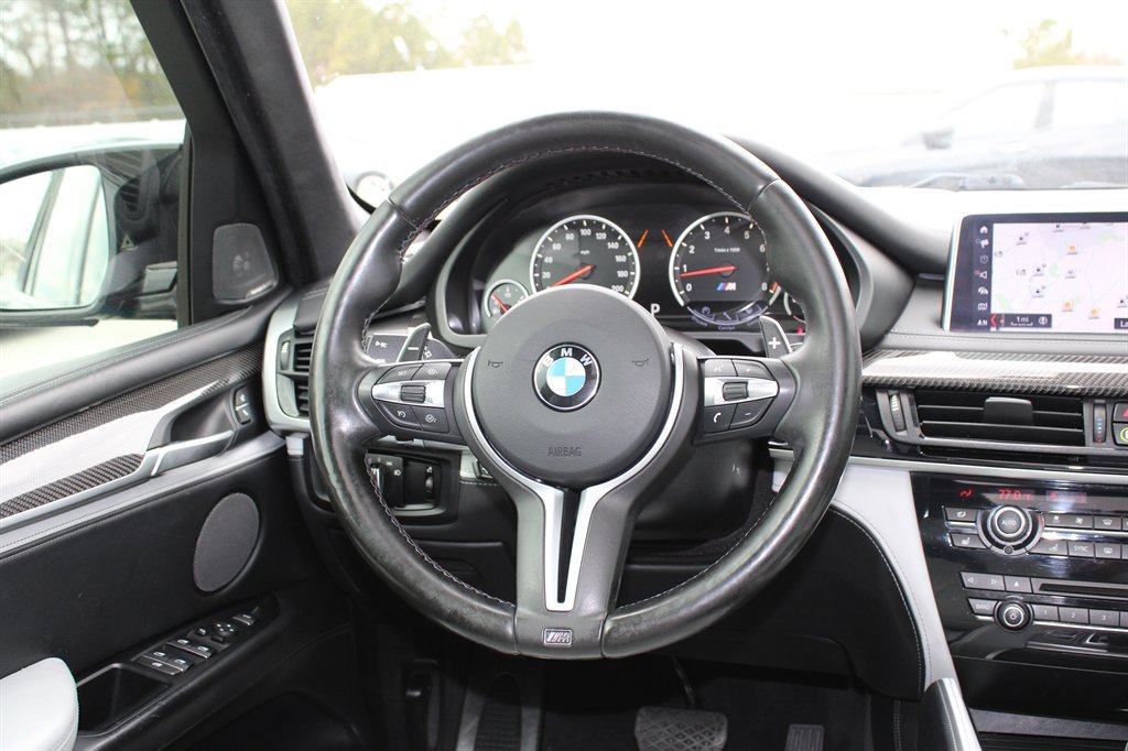 Used 2018 BMW X5 M w/ Executive Package image 21
