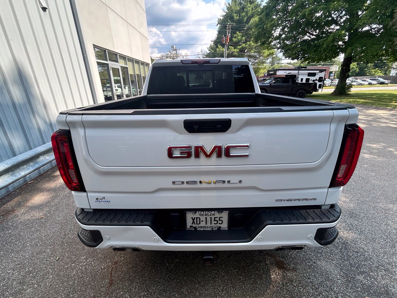 Used 2023 GMC Sierra 1500 Denali w/ Denali Reserve Package AWD/4WD image 6