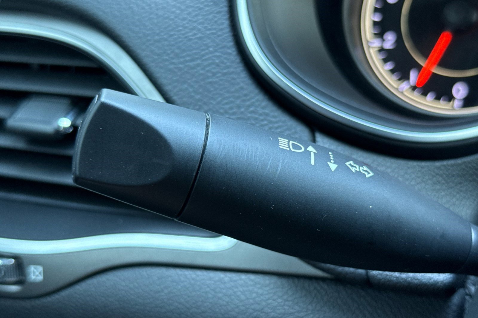 Used 2020 Jeep Cherokee Latitude image 31