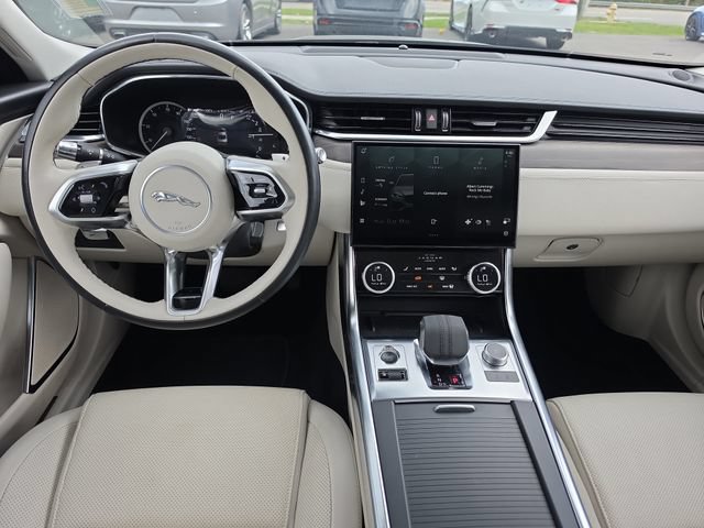Used 2022 Jaguar XF S RWD image 9
