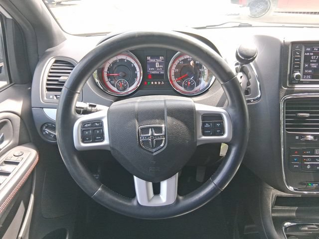 Used 2019 Dodge Grand Caravan GT FWD image 18