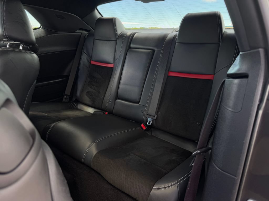 Used 2013 Dodge Challenger SRT8 w/ Harman Kardon Audio Group RWD image 23