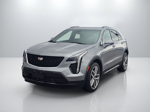 Used 2023 Cadillac XT4 Sport image 2