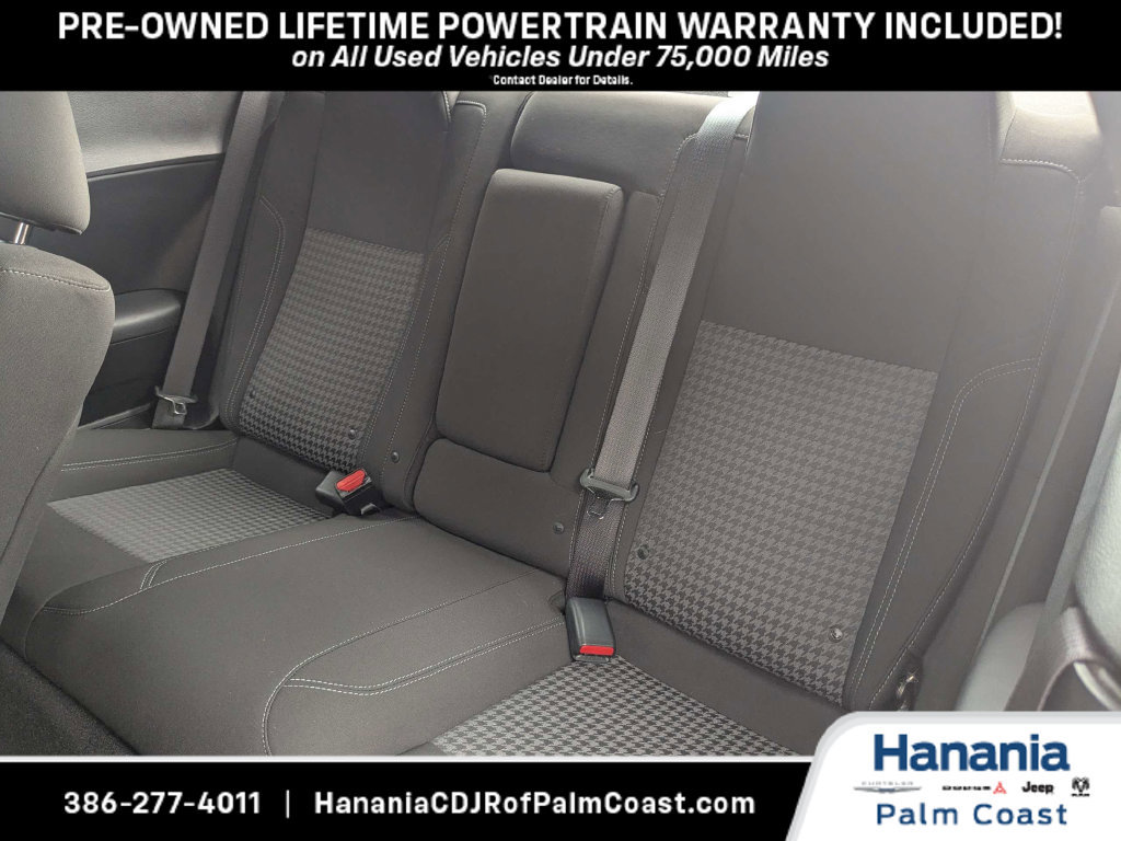Used 2022 Dodge Challenger SXT RWD image 12