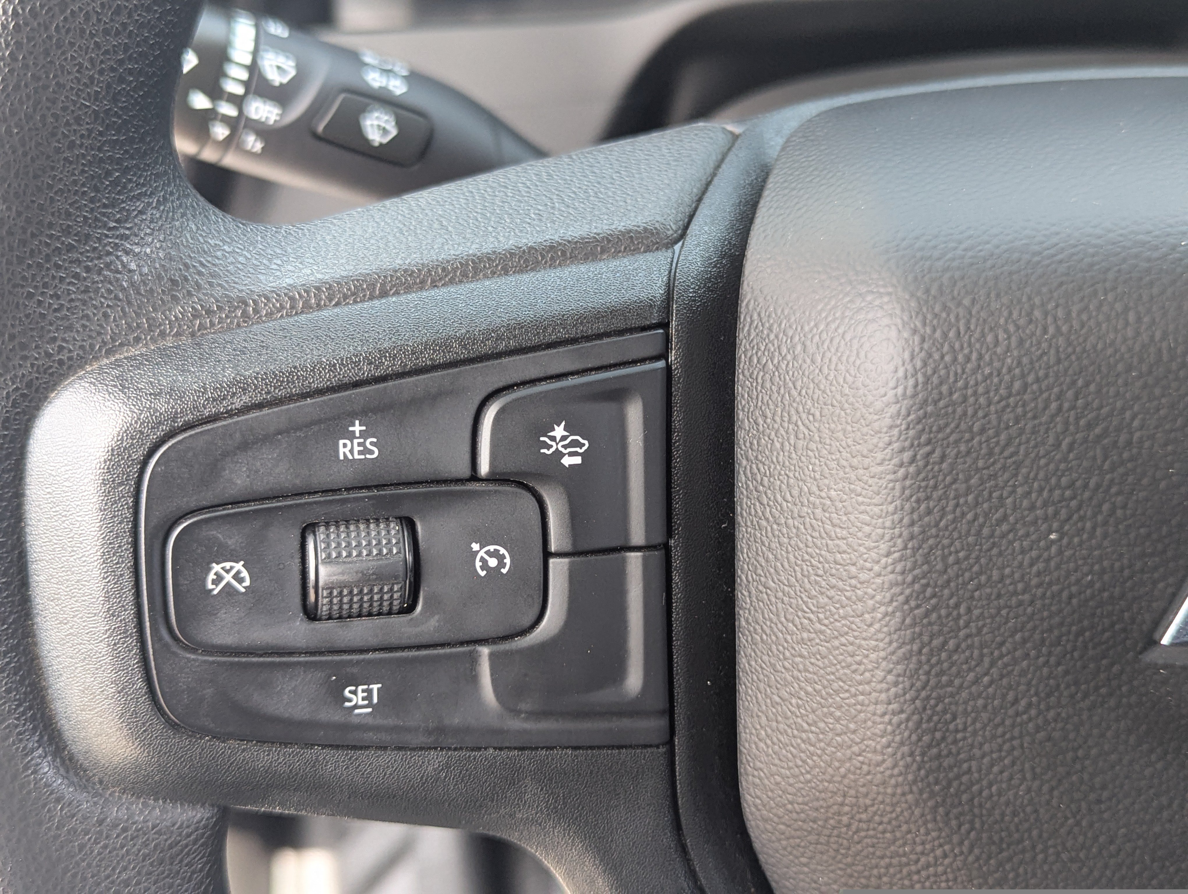 Used 2025 Chevrolet Silverado 1500 W/T RWD image 25