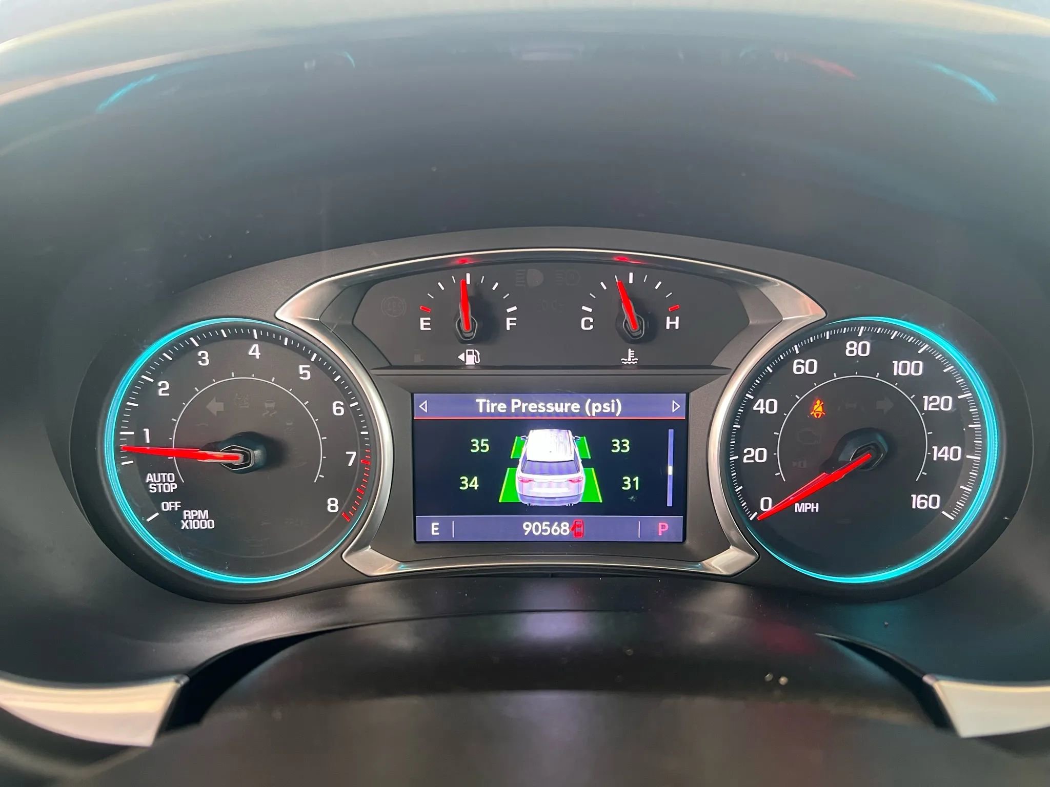 Used 2021 Chevrolet Traverse LT image 16