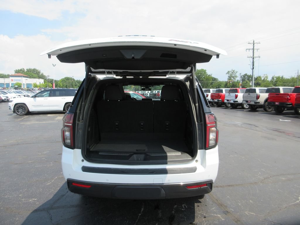 Certified 2021 Chevrolet Tahoe RST w/ Luxury Package AWD/4WD image 10