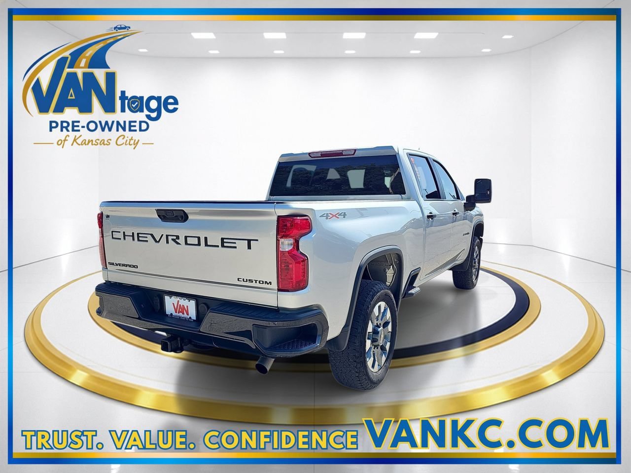 Certified 2023 Chevrolet Silverado 2500 Custom w/ Custom Value Package AWD/4WD image 6