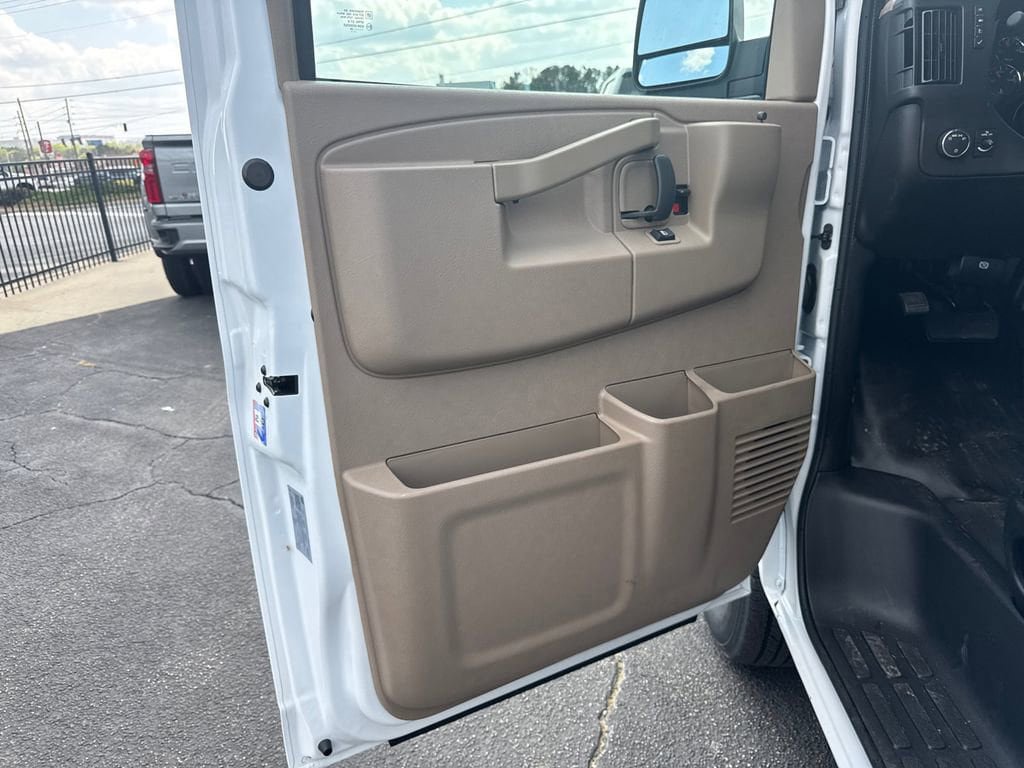 New 2026 Chevrolet Express 2500 image 11