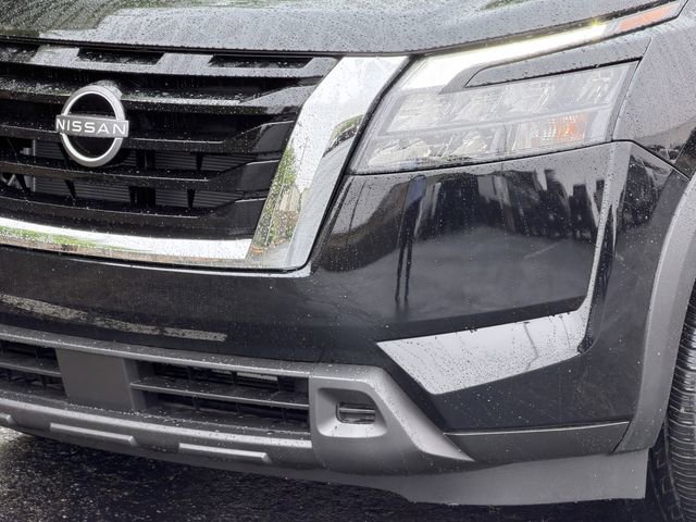 Used 2025 Nissan Pathfinder SV FWD image 8